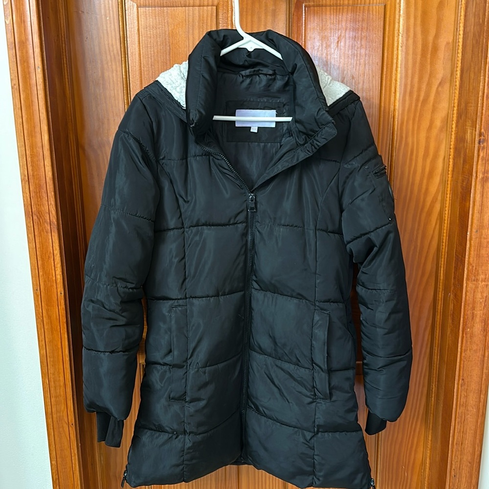 Madden Girl Women's Size Medium Black Puffer Coat Women's RN# 74299